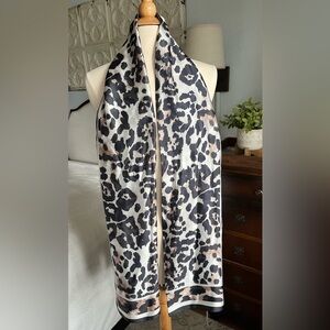 Vince Camuto  Leopard Print Scarf